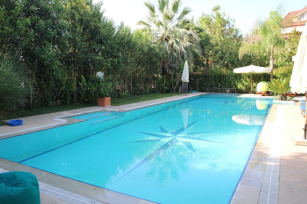 Hotel Dalos Göcek Extérieur photo